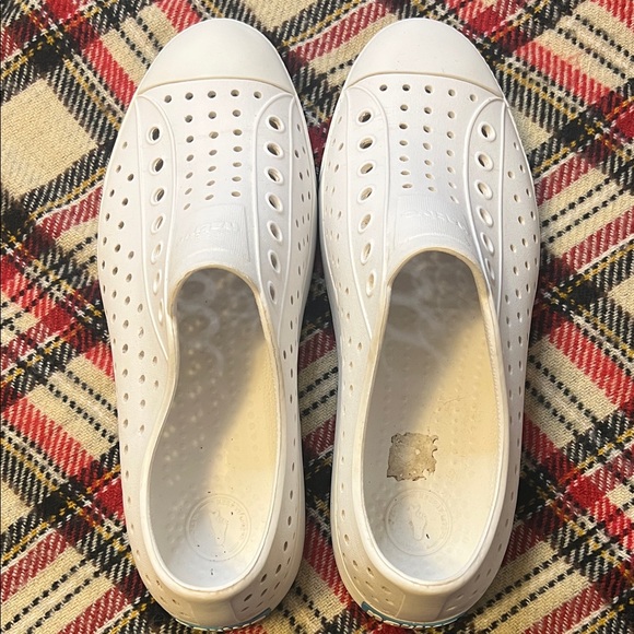 Native Shoes - Native UNISEX White Perforated Slip-On Sneakers size 9 MENS or size 11 WOMEN’s